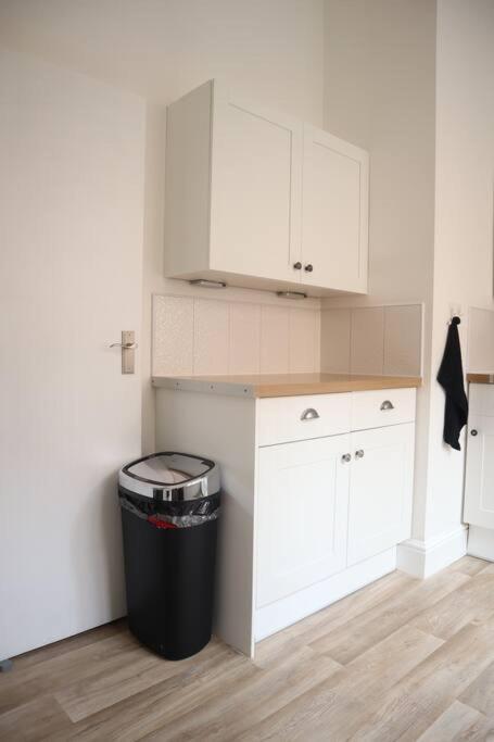 Spacious 1 Bedroom Apartment Leicester Exterior photo