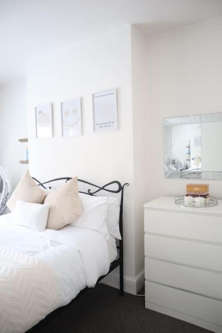 Spacious 1 Bedroom Apartment Leicester Exterior photo